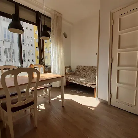 Vintage Top Roof Apartment Apartamento