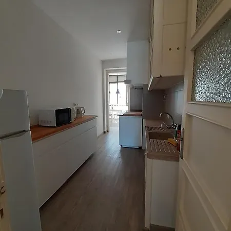 Vintage Top Roof Apartment Lisboa