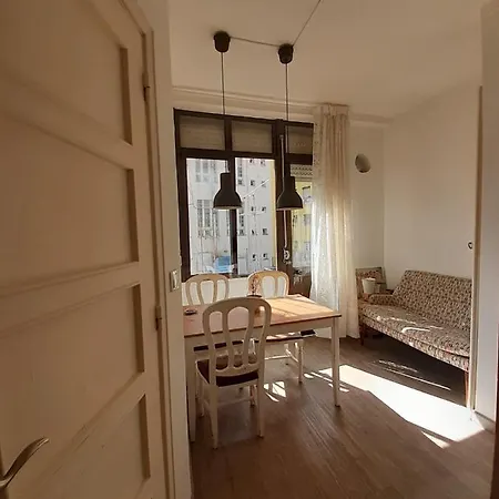 Vintage Top Roof Apartment Lisboa