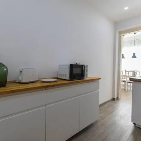 Vintage Top Roof Apartment Apartment Lisbon